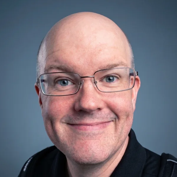 Headshot of Ryan Moch